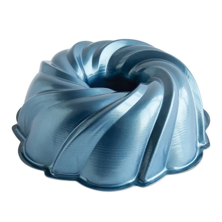 Formed Swirl Bundt® Pan