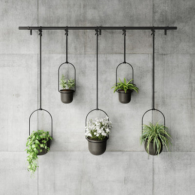 Vases & Planters